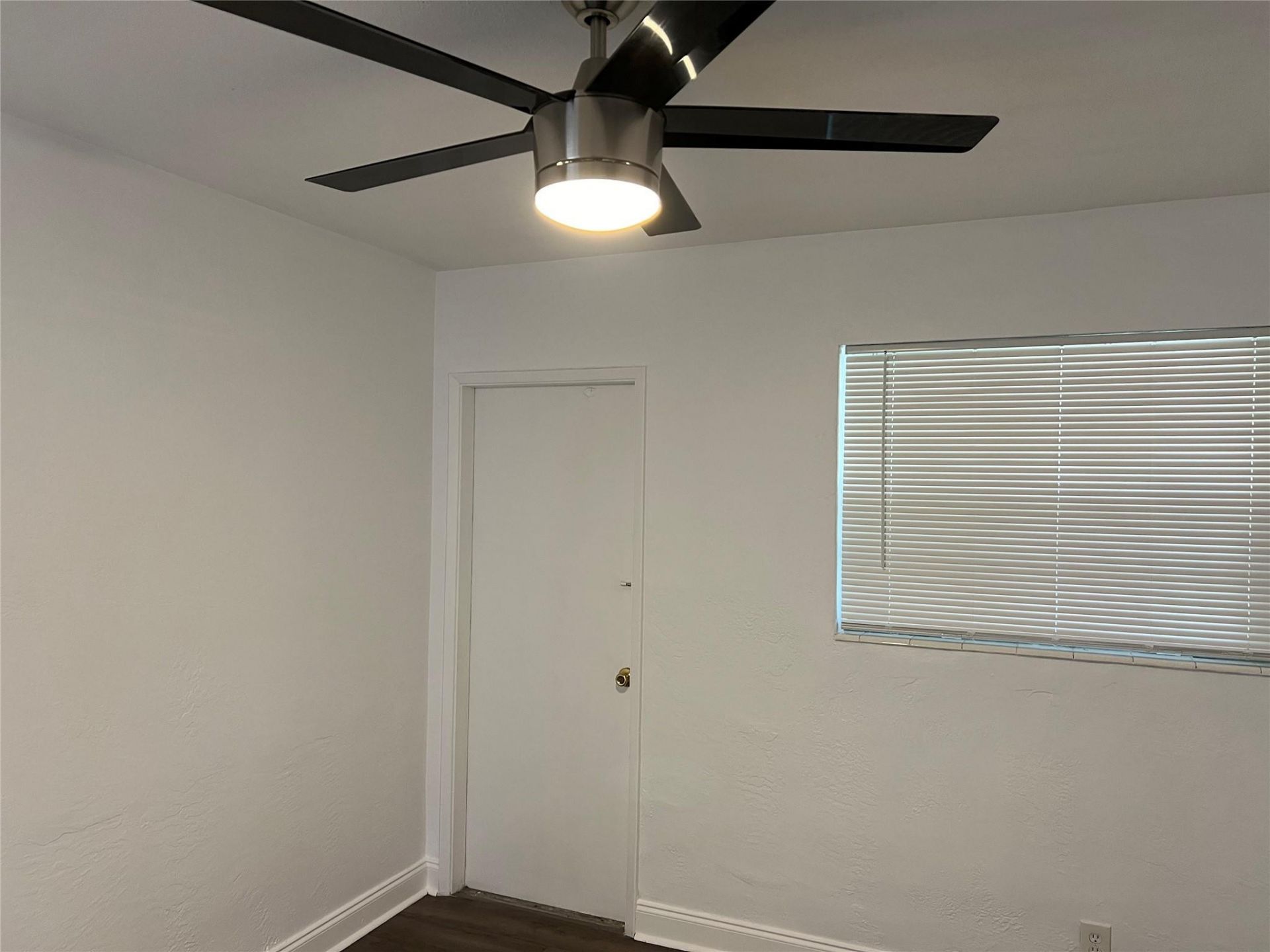 1301 N 12th Court, Unit 11B, Hollywood, FL 33019 Photo