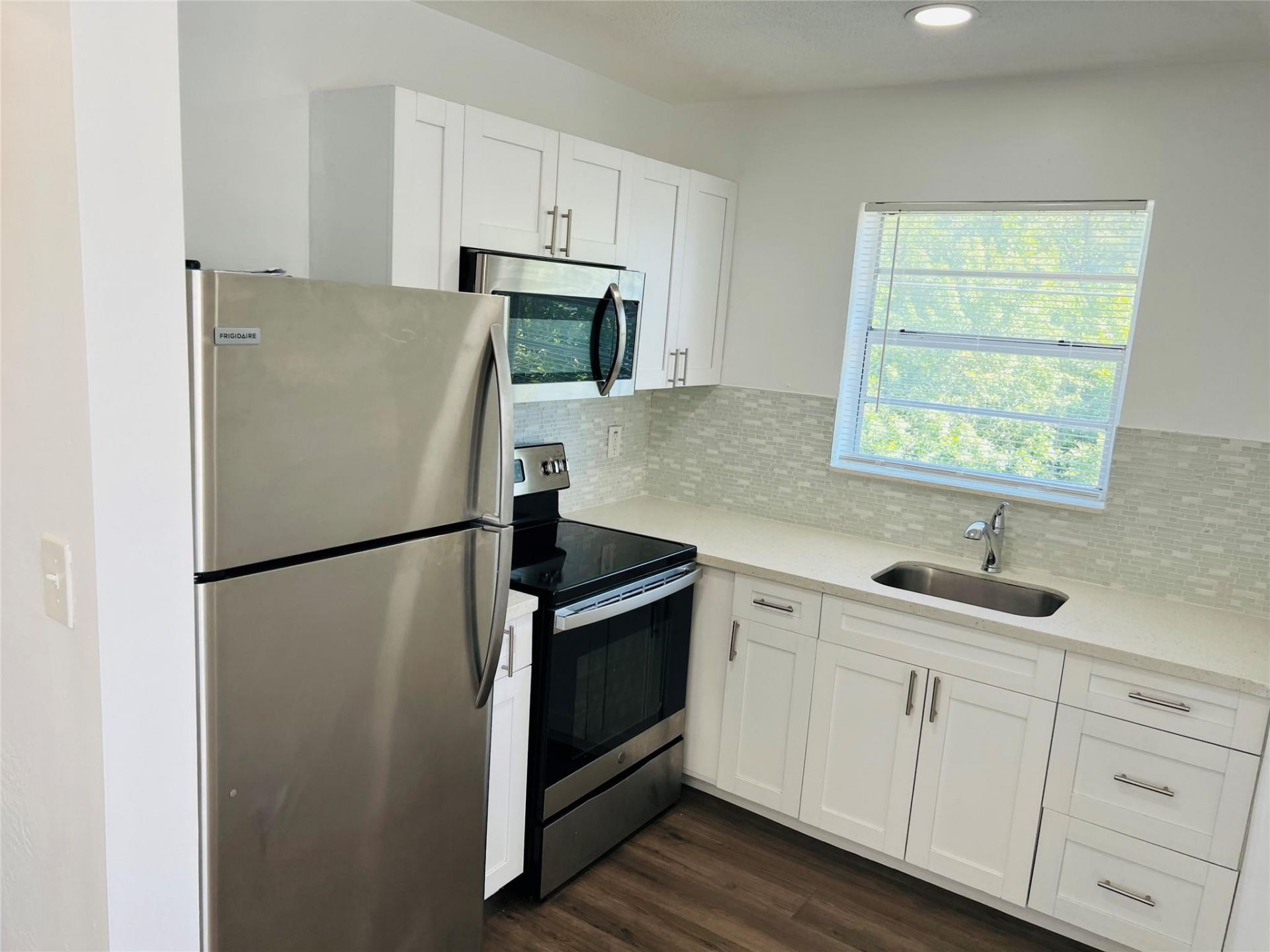 1301 N 12th Court, Unit 11B, Hollywood, FL 33019 Photo