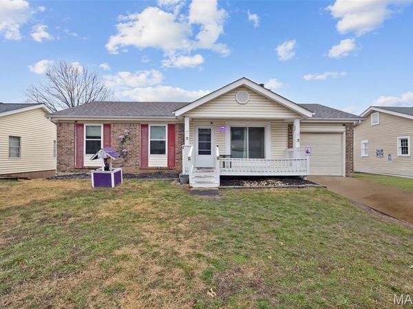 2540 Plymouth Drive , High Ridge, MO 63049