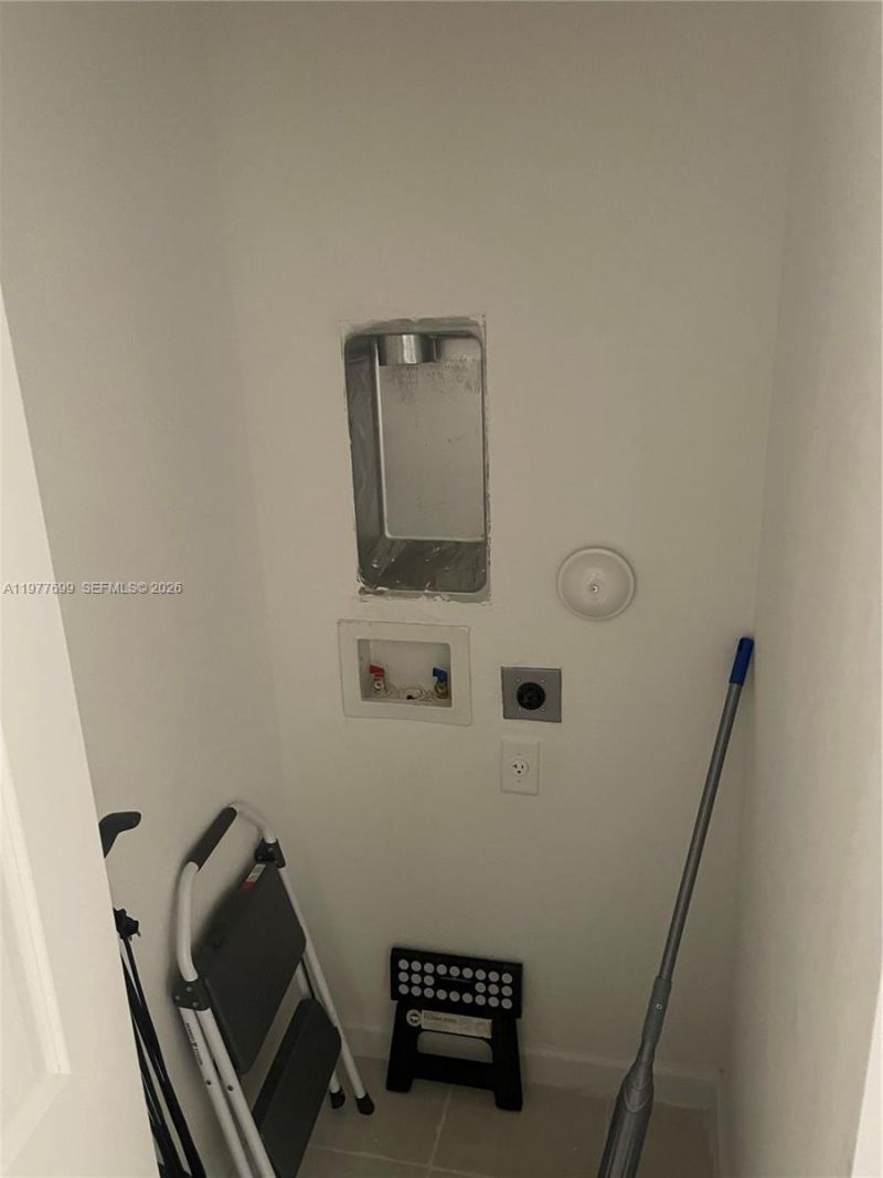 20344 NW 6th Pl, Miami Gardens, FL 33169 Photo