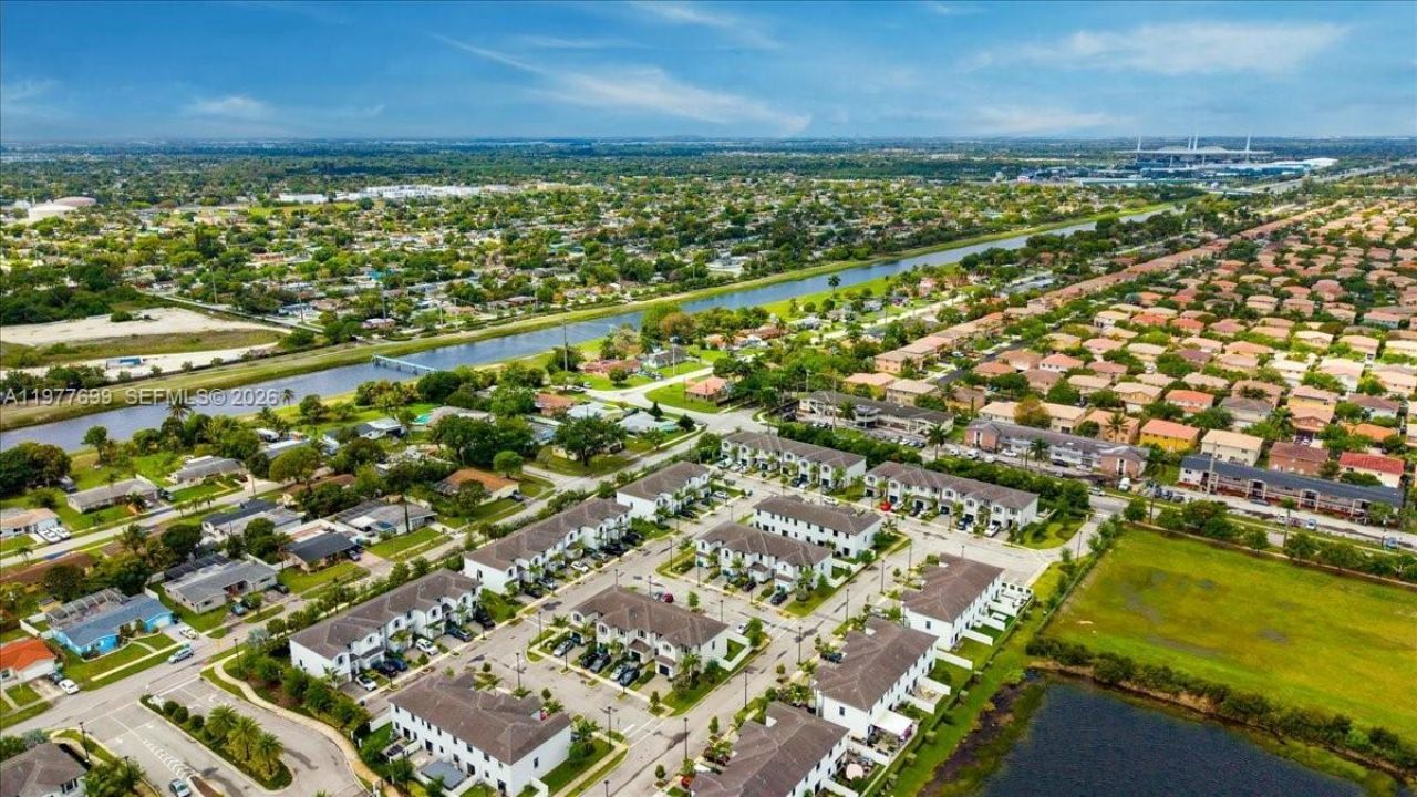 20344 NW 6th Pl, Miami Gardens, FL 33169 Photo