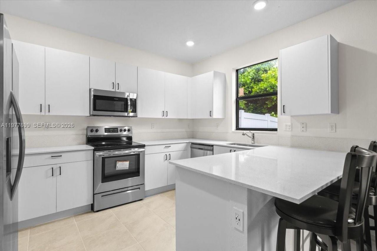 20344 NW 6th Pl, Miami Gardens, FL 33169 Photo