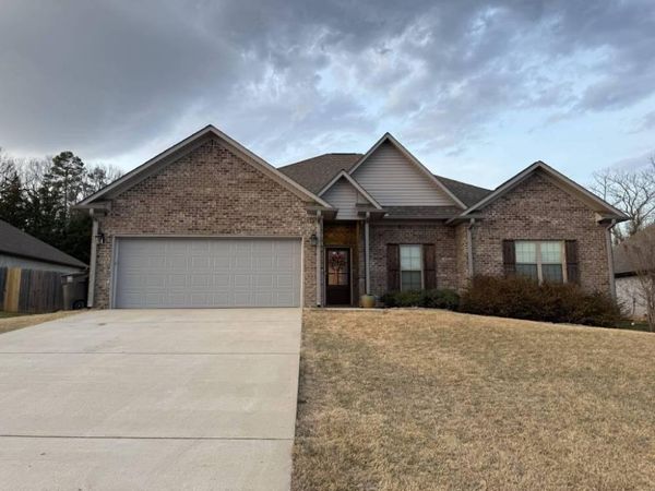 108 Sweet Water Ln., Saltillo, MS 38866