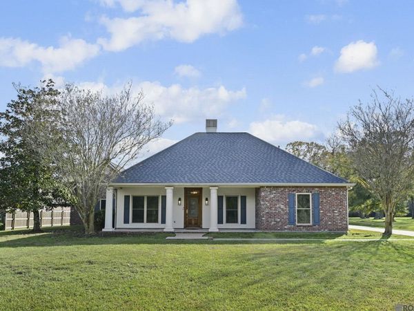 41275 Bertville Rd, Gonzales, LA 70737