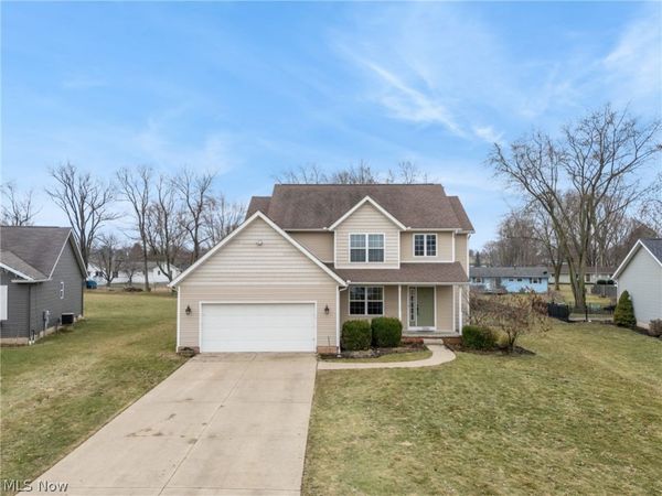 5954 Wentworth Lane SW, Canton, OH 44706