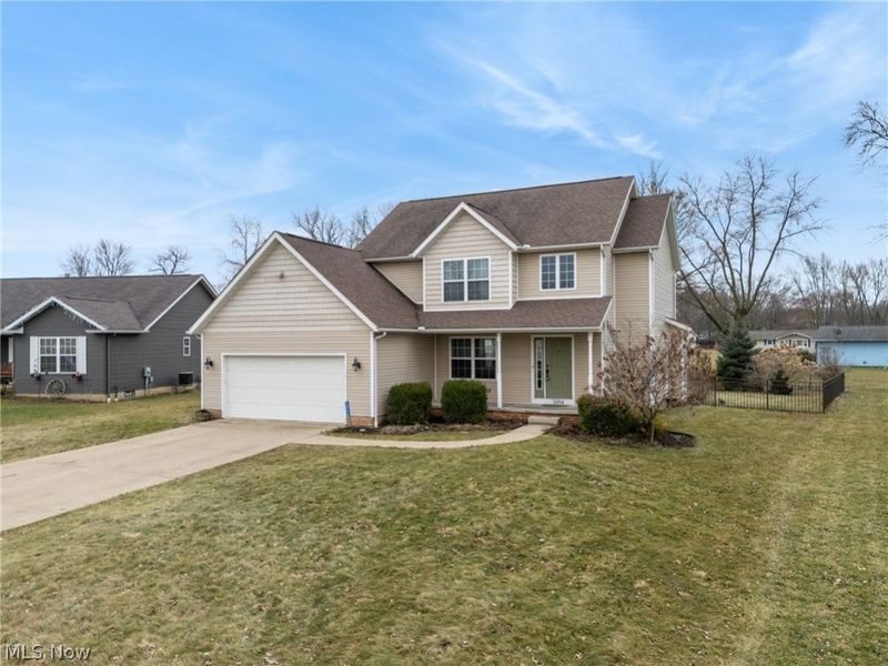5954 Wentworth Lane SW, Canton, OH 44706 Photo 2