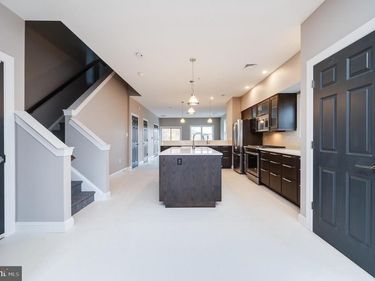 1020 B PENN STREET, READING, PA 19602