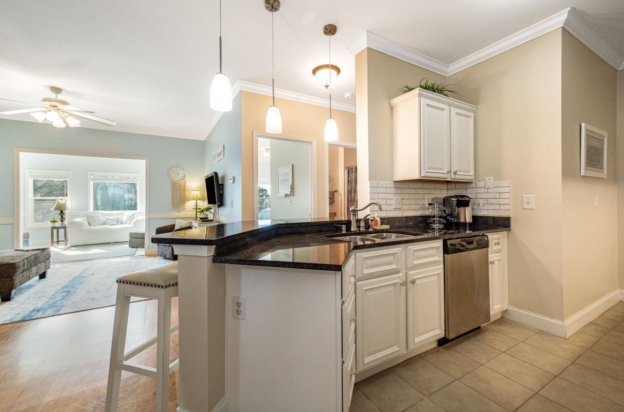 1984 Folly Road Photo 14