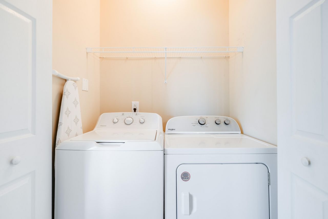 1984 Folly Road Photo 32