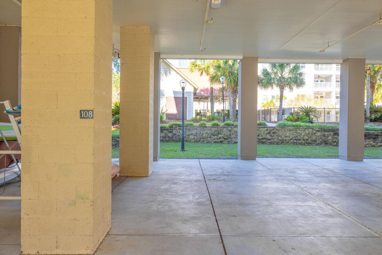 1984 Folly Road Photo 33