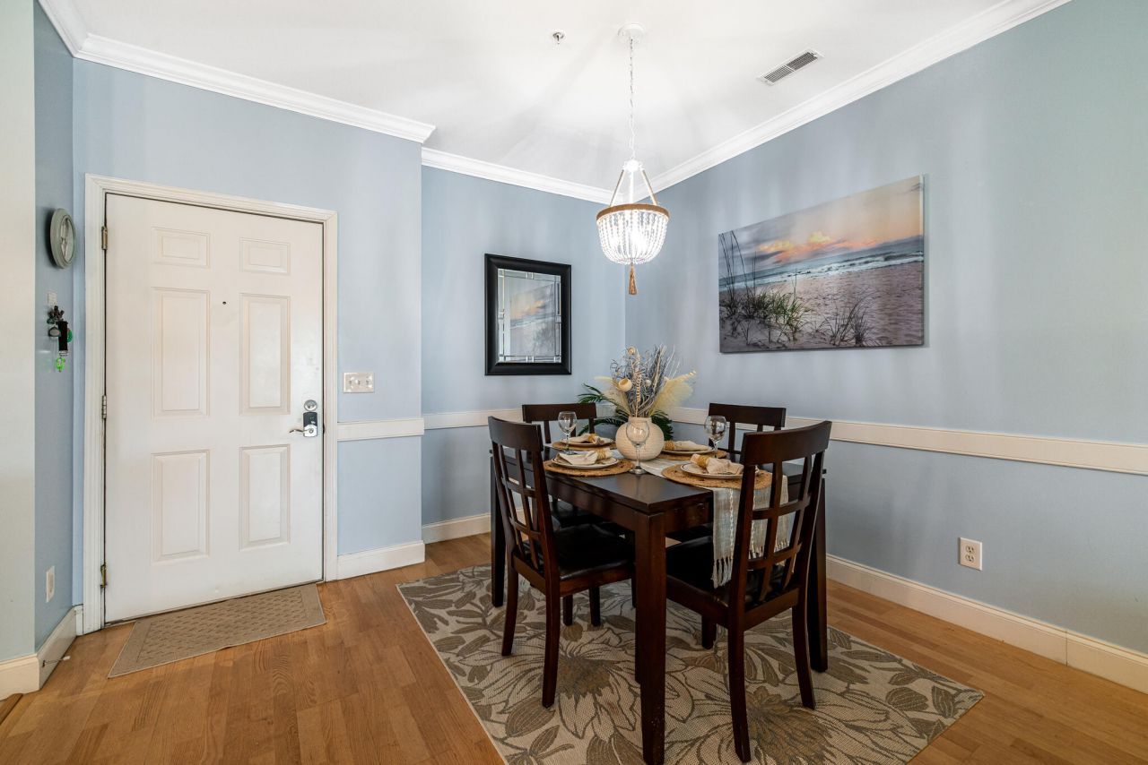 1984 Folly Road Photo 5