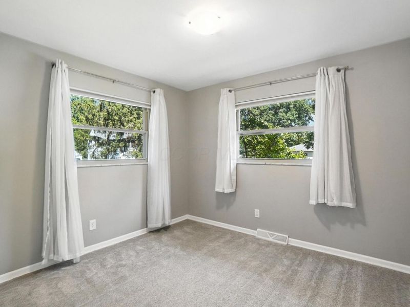 2688 Woodley Road, Columbus, OH 43231 Photo 18