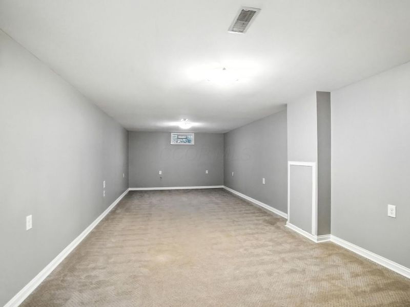 2688 Woodley Road, Columbus, OH 43231 Photo 22