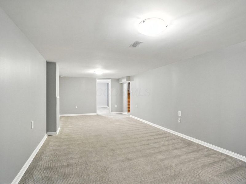 2688 Woodley Road, Columbus, OH 43231 Photo 24