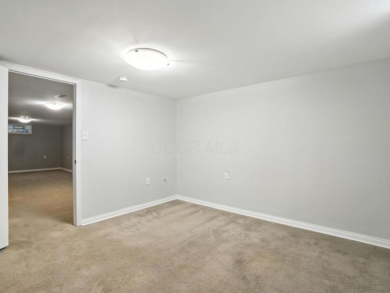 2688 Woodley Road, Columbus, OH 43231 Photo 26