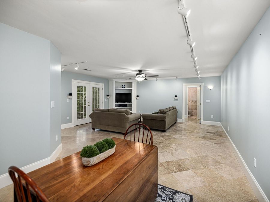 Property Image 59