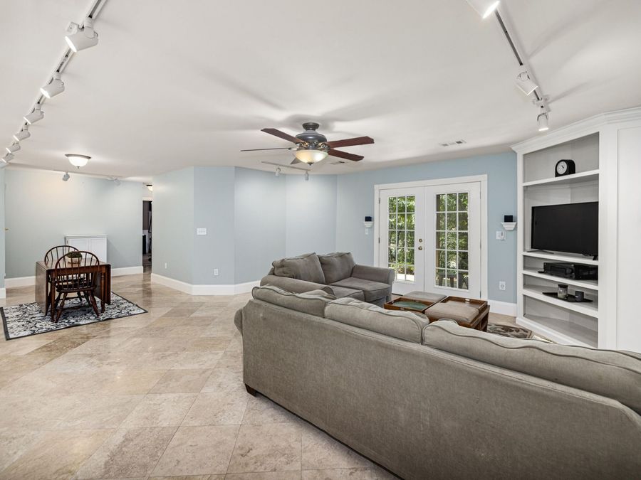 Property Image 62