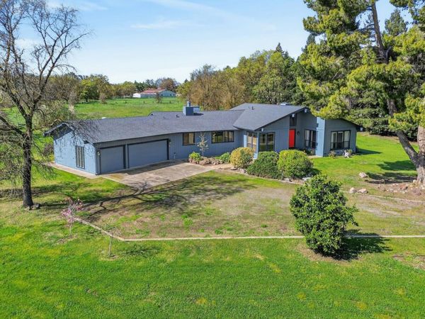 10400 Siefker Ct, Elk Grove, CA 95624