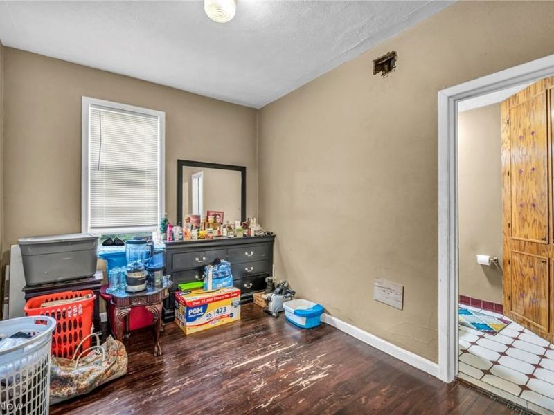 4089 E 64th Street, Cleveland, OH 44105 Photo 9