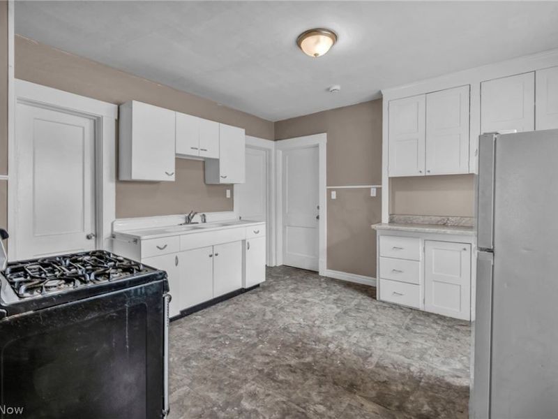 4105 E 64th Street, Cleveland, OH 44105 Photo 16