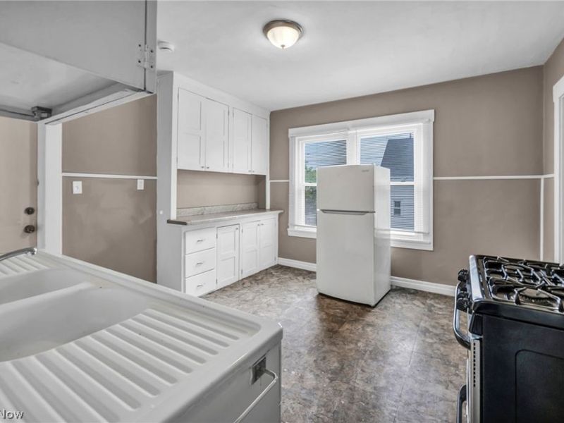 4105 E 64th Street, Cleveland, OH 44105 Photo 18