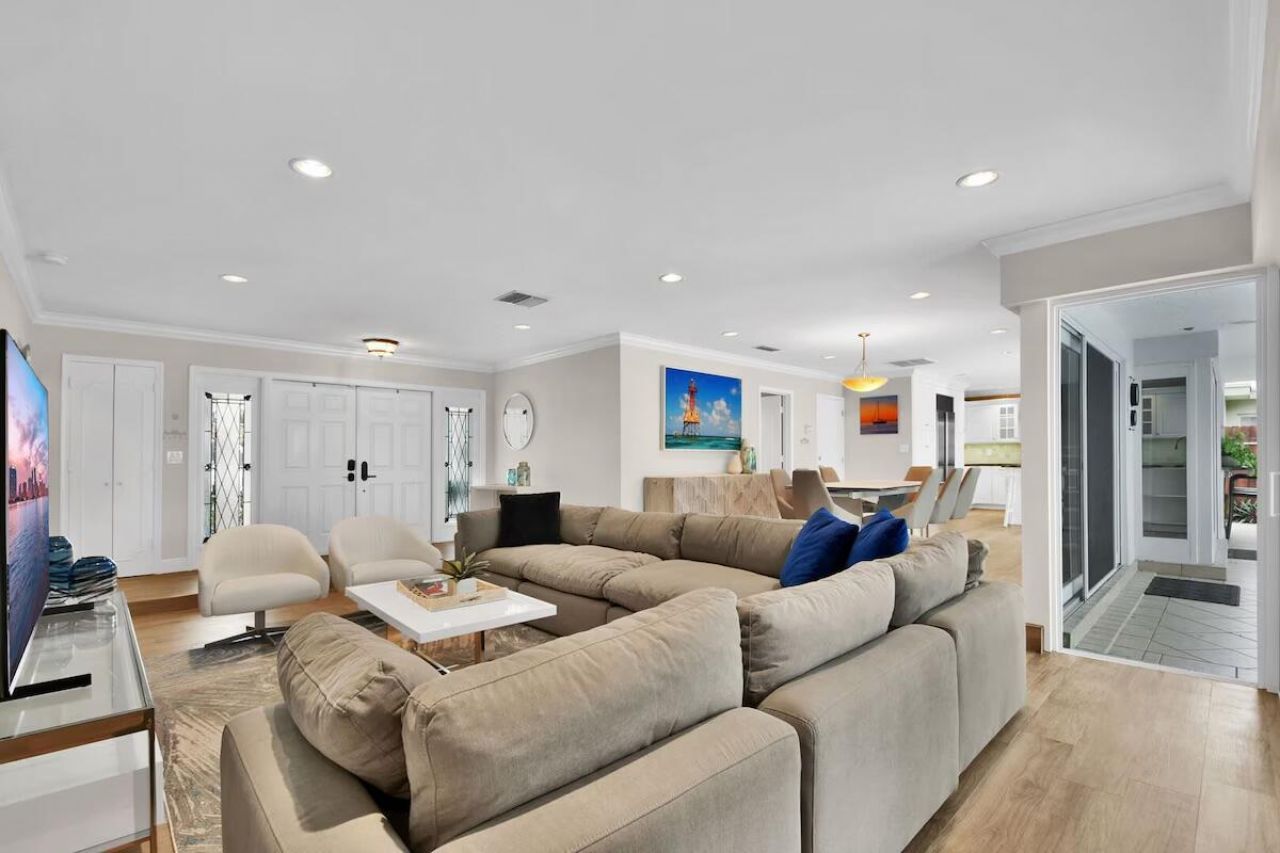 2152 NE 63rd Court, Fort Lauderdale, FL 33308 Photo