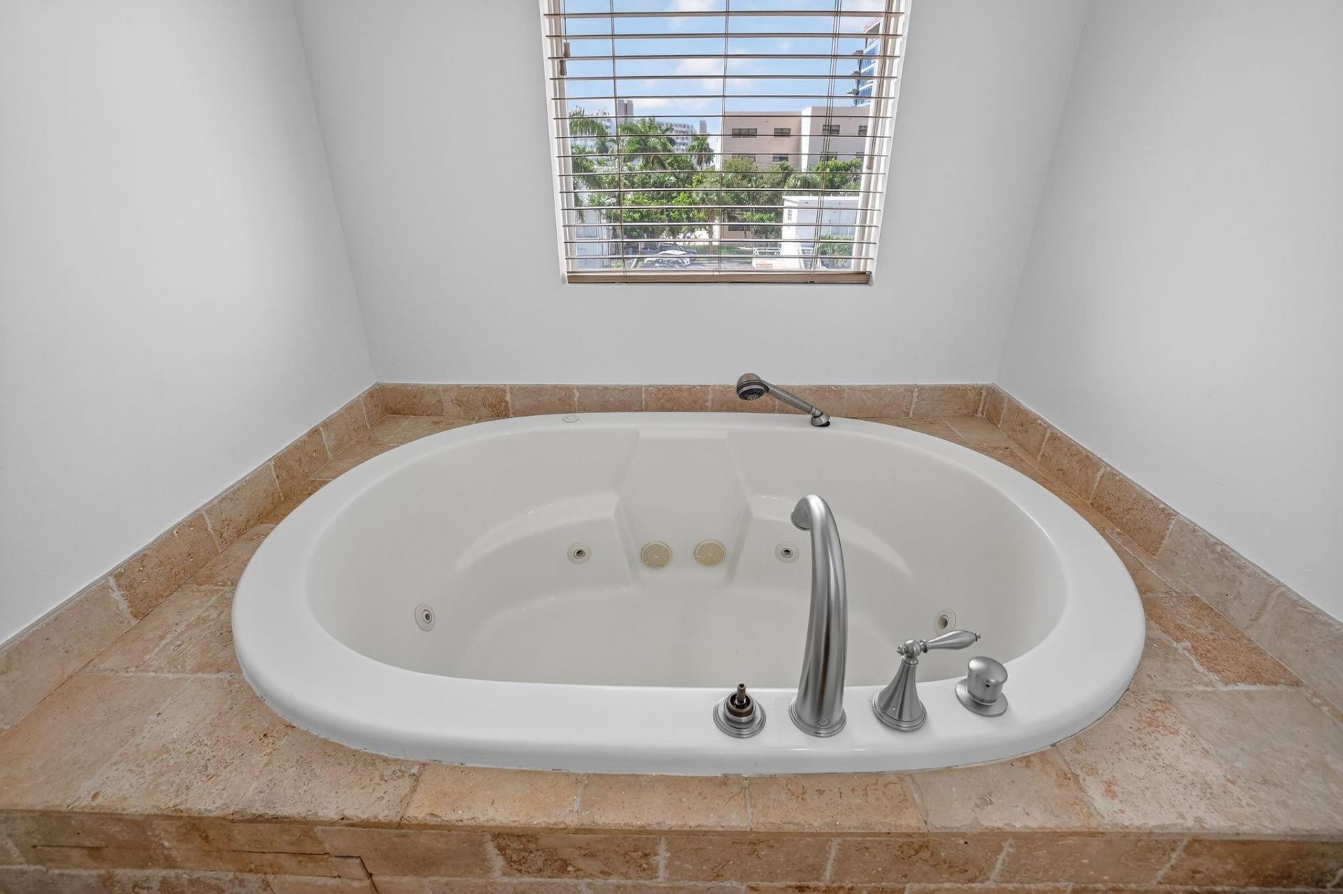 508 W Birch Rd, Unit 508, Fort Lauderdale, FL 33304 Photo