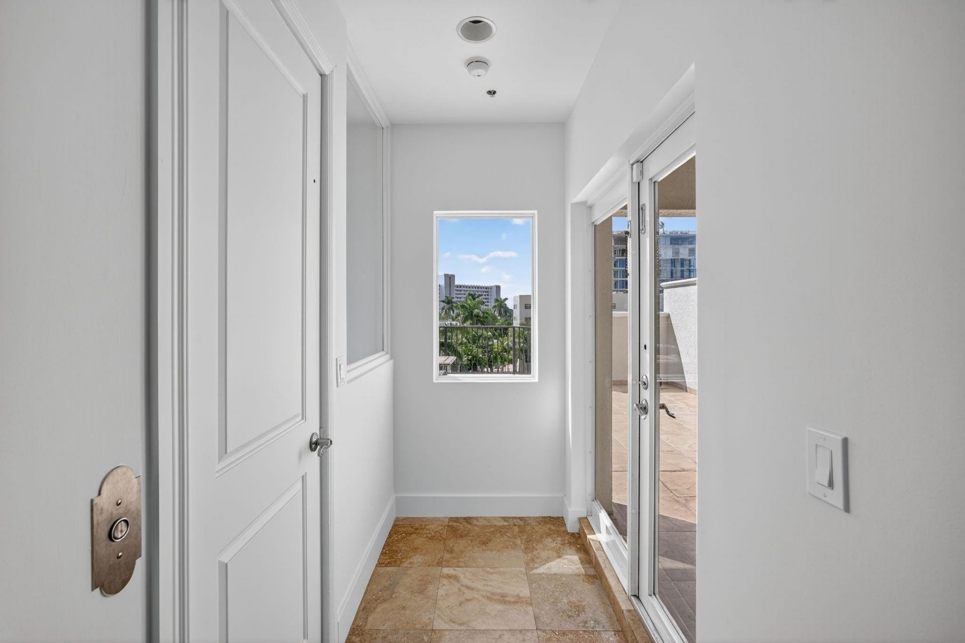 508 W Birch Rd, Unit 508, Fort Lauderdale, FL 33304 Photo