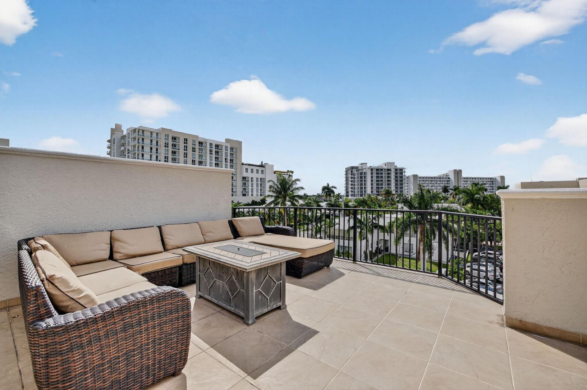 508 W Birch Rd, Unit 508, Fort Lauderdale, FL 33304 Photo