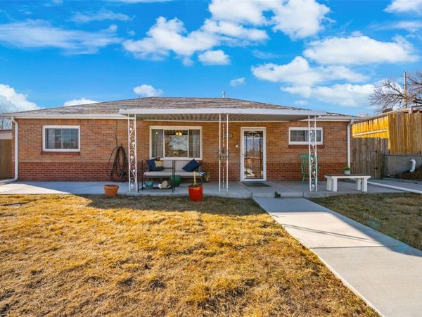 990 Ash Court, Thornton, CO 80229