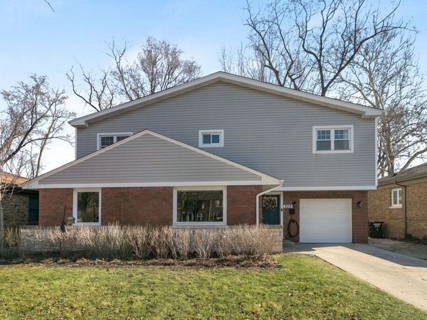 305 Desplaines Avenue , Riverside, IL 60546