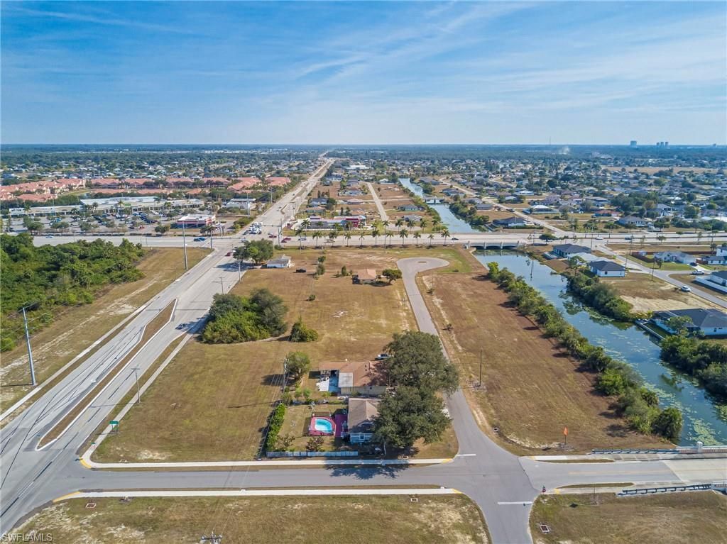 1518 Kismet Pkwy E, Cape Coral, FL 33909 Photo