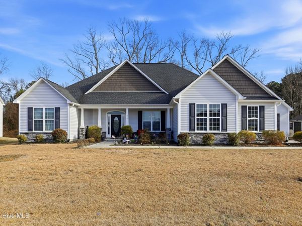 210 Kingsmill Drive , Pikeville, NC 27863