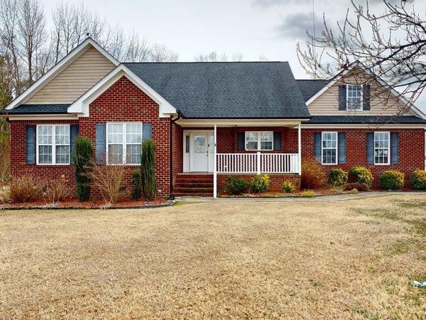 100 Wakefield Drive , Princeton, NC 27569