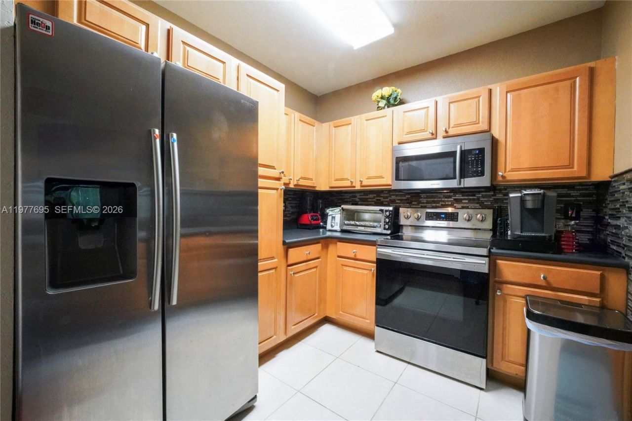 3335 Palomino Dr , Unit 323-3, Davie, FL 33024 Photo