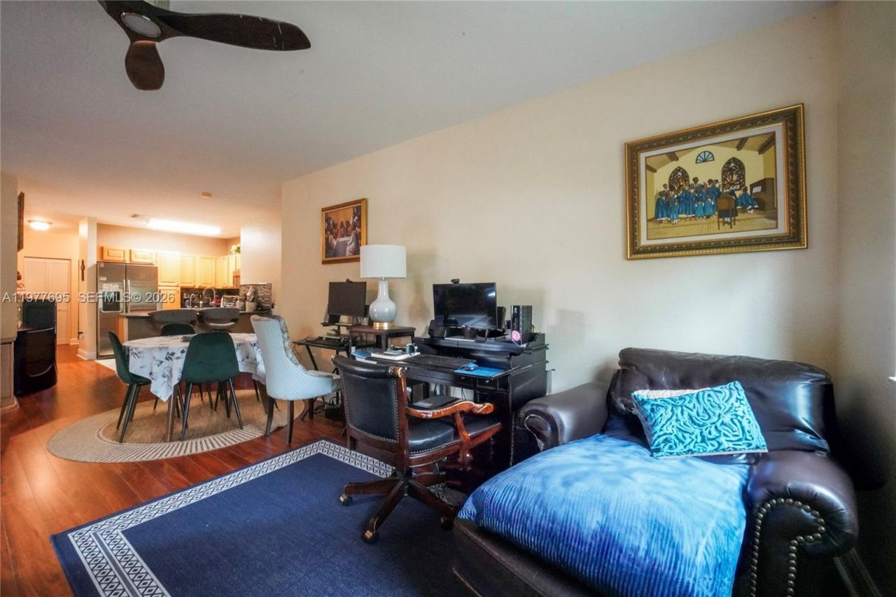 3335 Palomino Dr , Unit 323-3, Davie, FL 33024 Photo