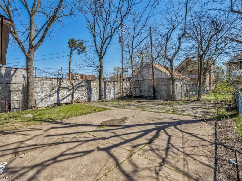 3513 E 110th Street, Cleveland, OH 44105 Photo 41