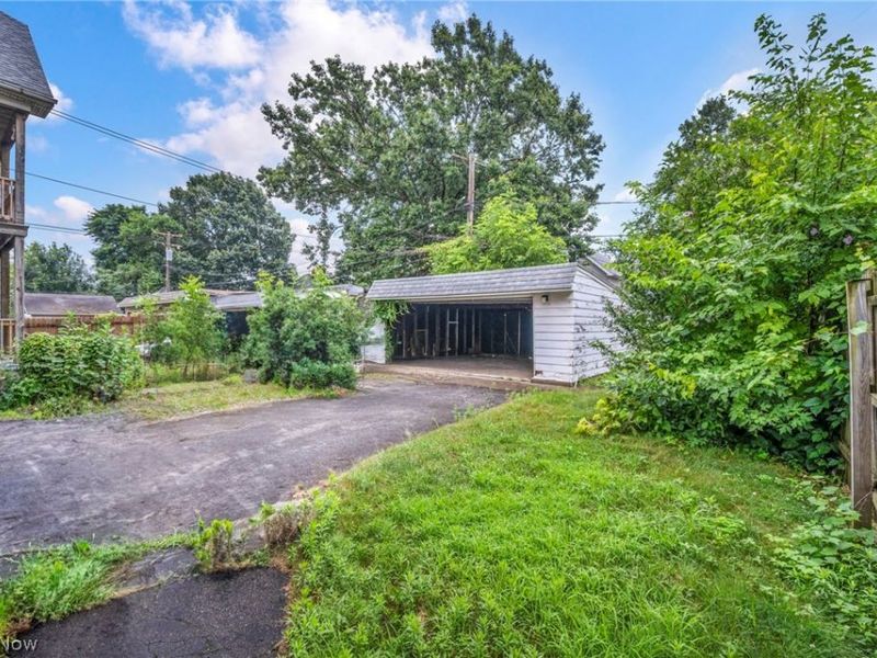 4097 E 64th Street, Cleveland, OH 44105 Photo 38
