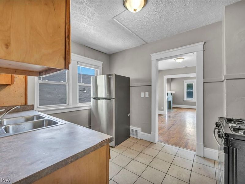 3592 E 106th Street, Cleveland, OH 44105 Photo 20