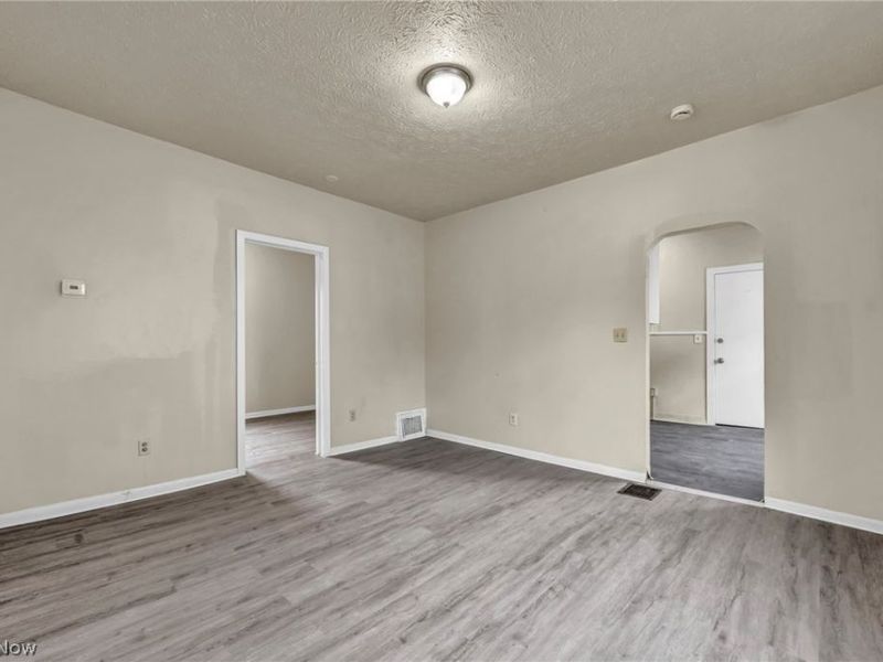 3667 E 61st Street, Cleveland, OH 44105 Photo 11