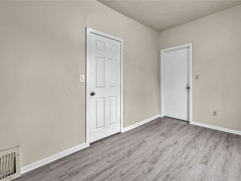 3667 E 61st Street, Cleveland, OH 44105 Photo 13