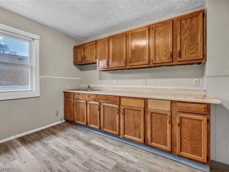 3667 E 61st Street, Cleveland, OH 44105 Photo 23