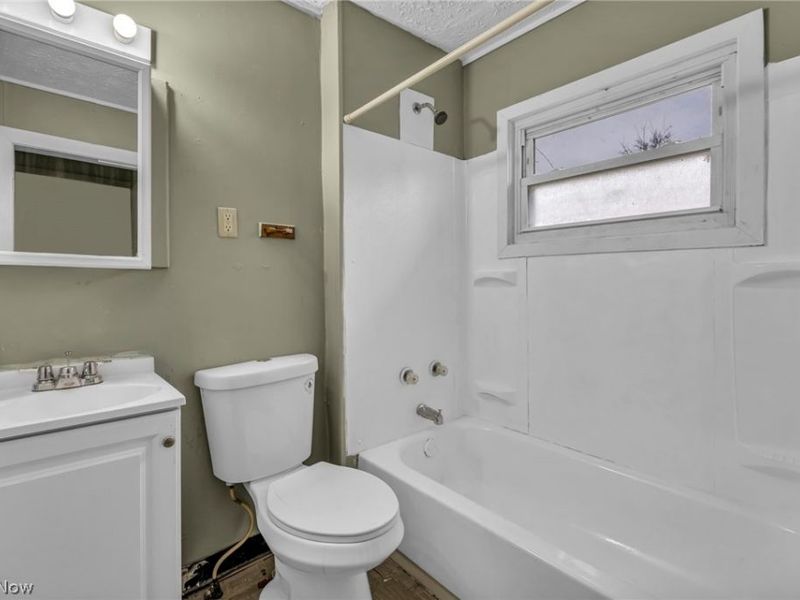 3667 E 61st Street, Cleveland, OH 44105 Photo 26