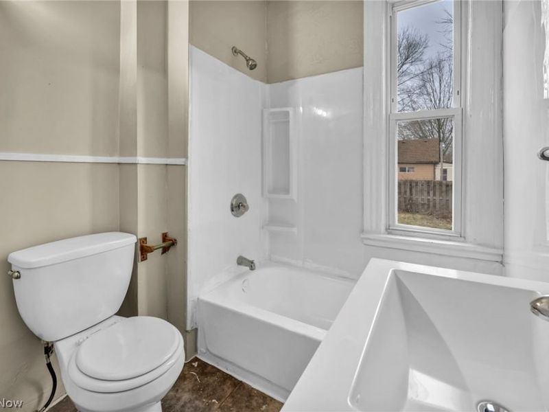 3667 E 61st Street, Cleveland, OH 44105 Photo 44