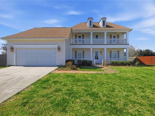 108 MARIGOLD Court , Belle Chasse, LA 70037