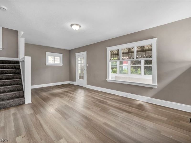 13016 Beachwood Avenue, Cleveland, OH 44105 Photo 11