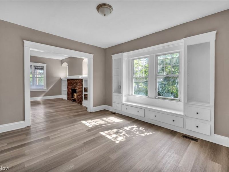 13016 Beachwood Avenue, Cleveland, OH 44105 Photo 12