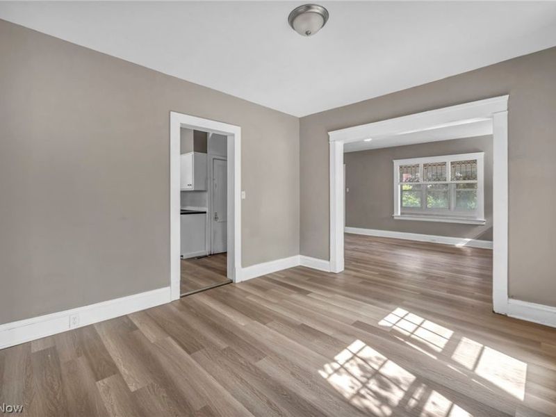 13016 Beachwood Avenue, Cleveland, OH 44105 Photo 16