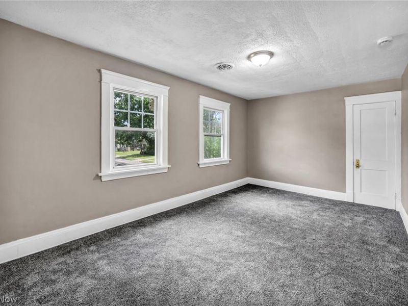 13016 Beachwood Avenue, Cleveland, OH 44105 Photo 24