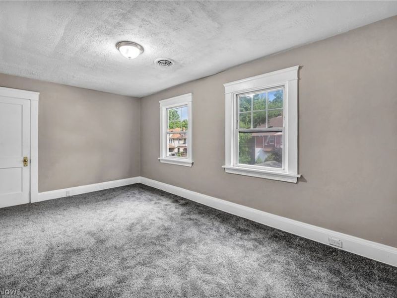 13016 Beachwood Avenue, Cleveland, OH 44105 Photo 26